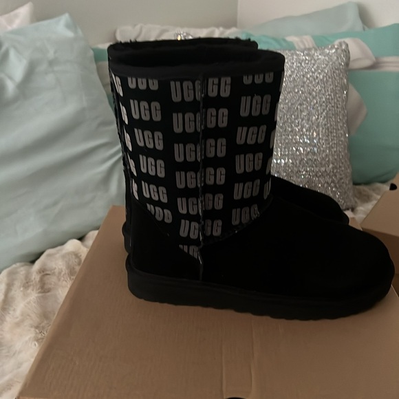 UGG boots - Picture 8 of 8